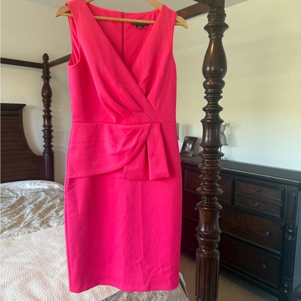 Elegant Pink Sleeveless cocktail peplum Dress NWT